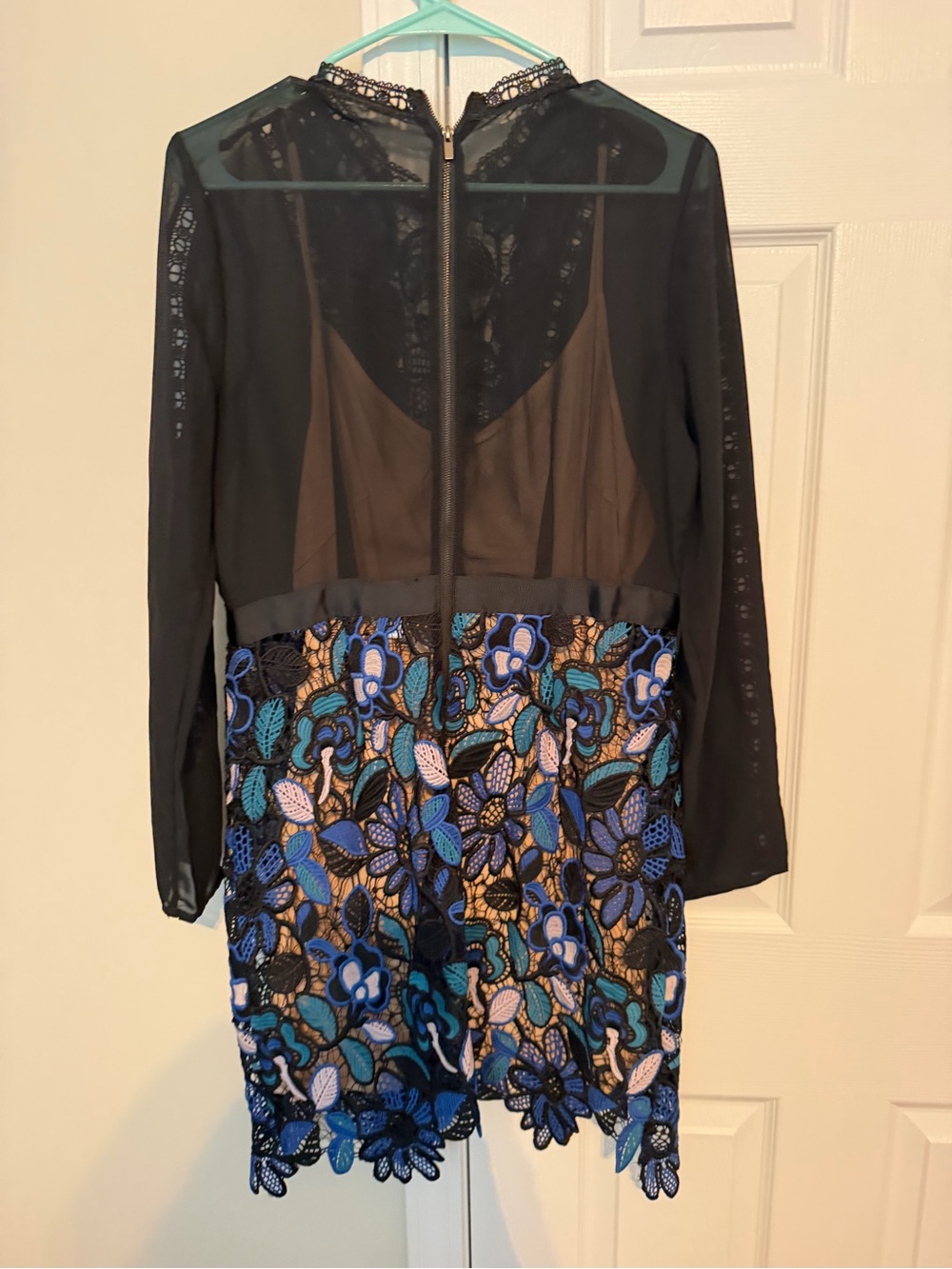 VENUS Floral Lace Sheath Dress with Black Mesh Long Sleeves - Teal/Blue - Picture 3 of 3